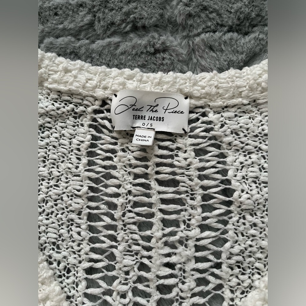 Feel the piece cashmere sweater